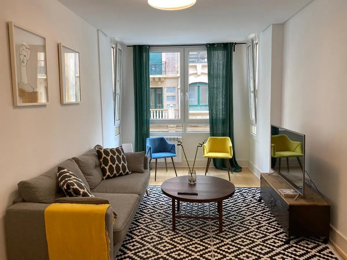 Usandizaga Apartment, Second Line Beach, Free Parking San Sebastián Lejlighed